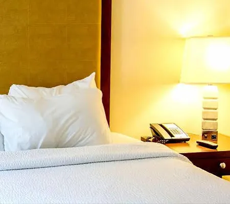 Thompsons Arms * Flaxton